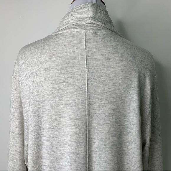 NWT Athleta Women's Gray Cardigan Sweater French Terry Tranquility Wrap Size XS - Picture 7 of 14